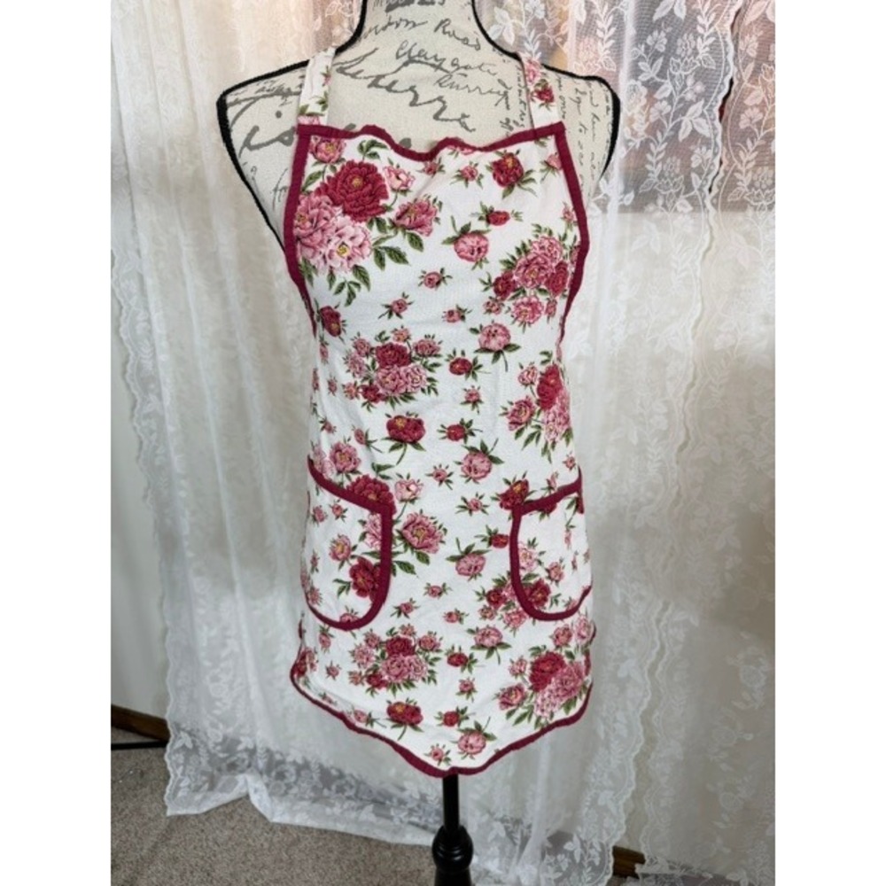 Vintage Style Pink Floral Peony Bib Apron with Pockets Burgundy Trim Cottagecore